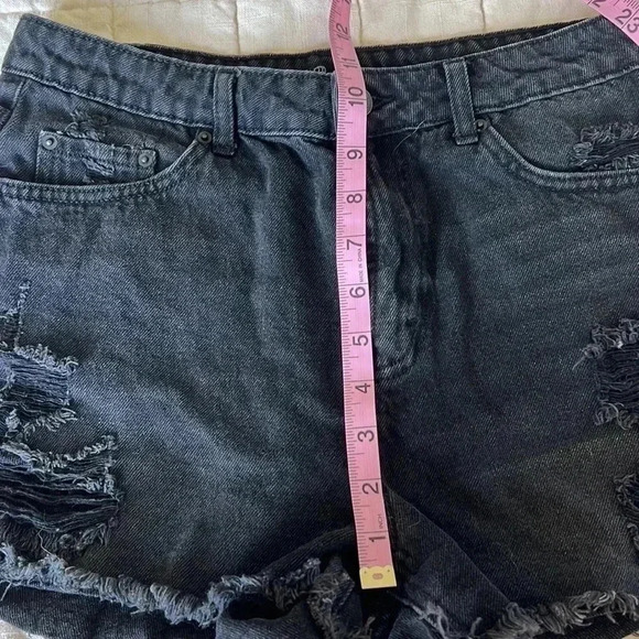 Wild Fable Distressed Shorts - Picture 5 of 8